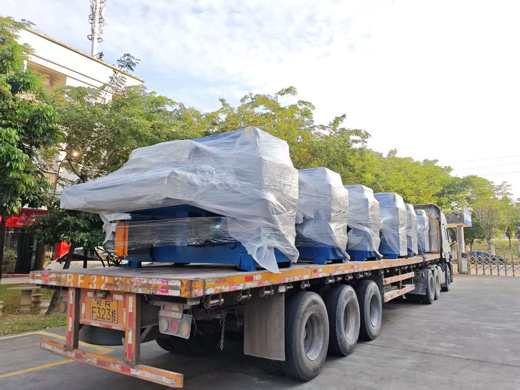 1761610403162620.jpg 微信图片_20251028080718_145_131.jpg