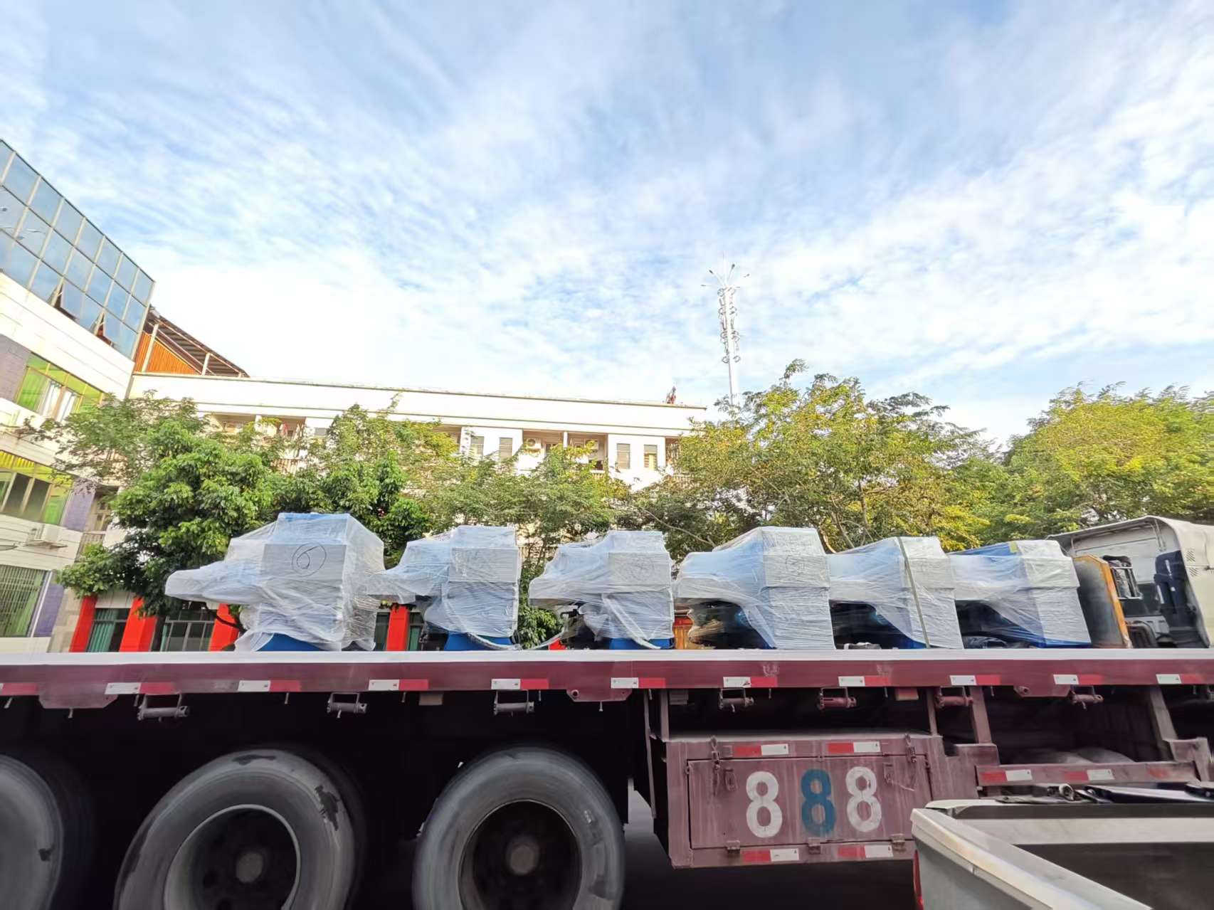 1761610421626424.jpg 微信图片_20251028080717_143_131.jpg